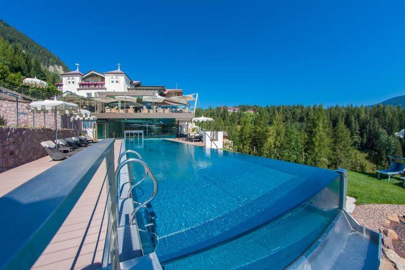 Hotel Albion Mountain Spa Resort Dolomites 3*