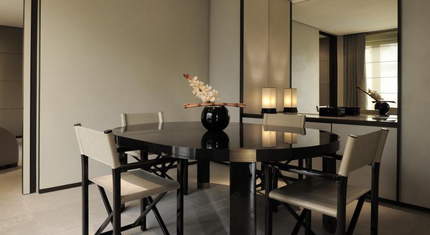 Armani 5*