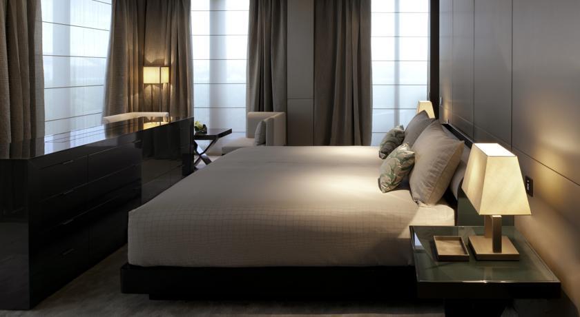 Armani 5*