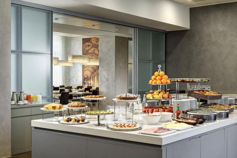 Unahotels San Vitale Bologna (Ex. Atahotel Bologna) 4*