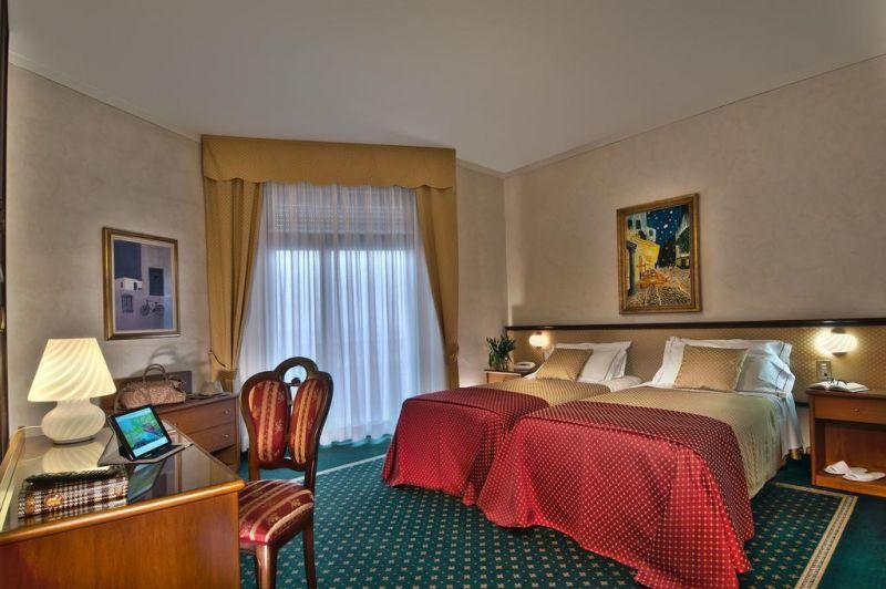 Augustus Montegrotto Terme 4*