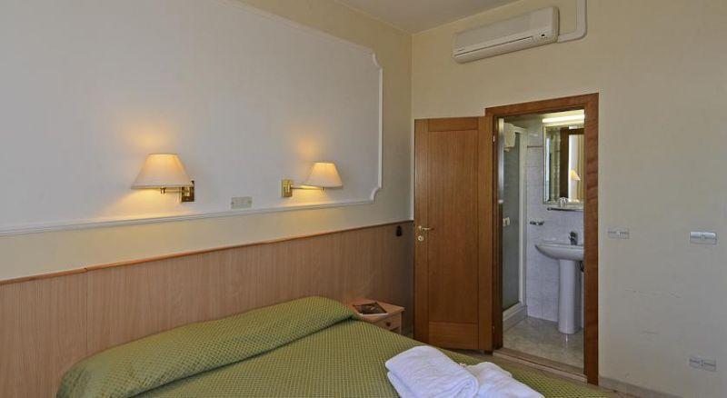 Bahia Hotel 3*