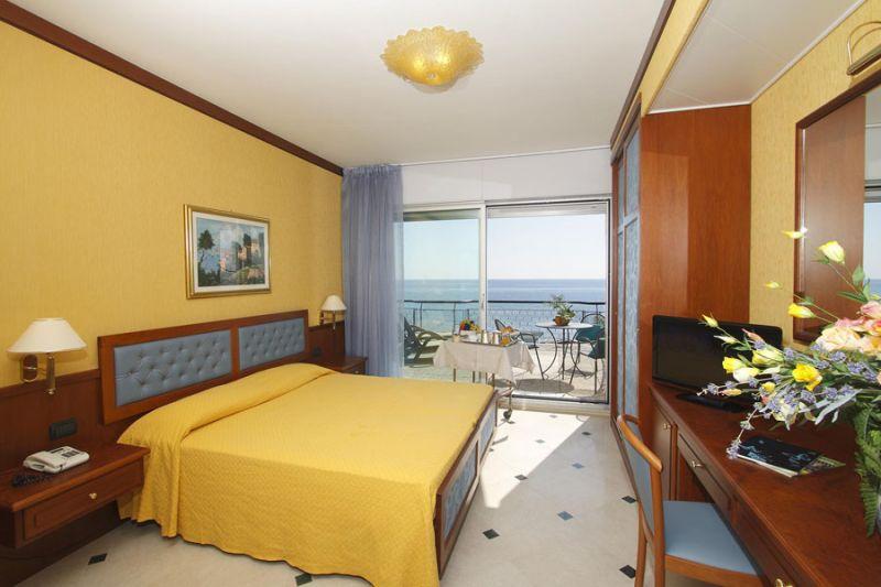 Bellevue Et Mediterranne 4*