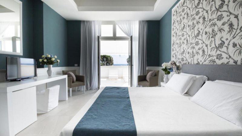 Bianco Riccio Suite Hotel 4*