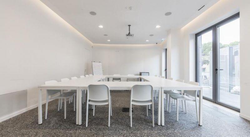 Camplus Guest Roma 4*