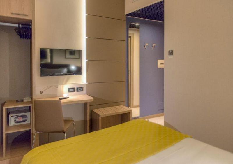 Cardano Malpensa Airport 4*