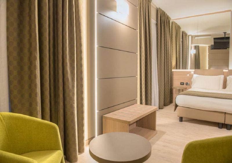 Cardano Malpensa Airport 4*