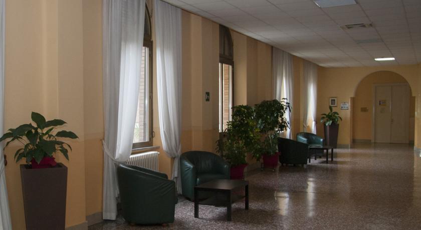 Casa La Salle 3*