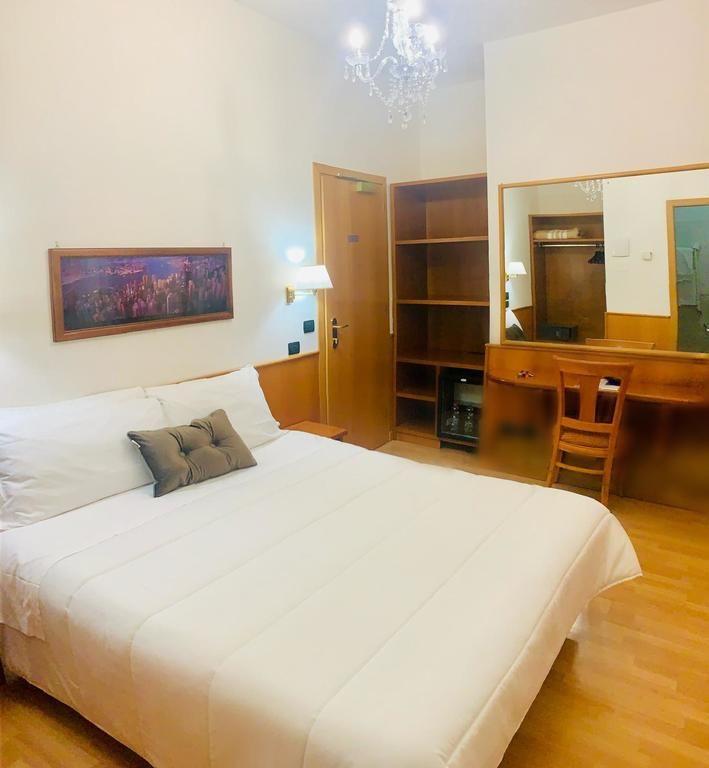 Cassia 3*