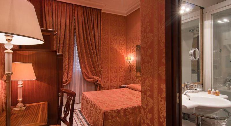 Celio Hotel 3*