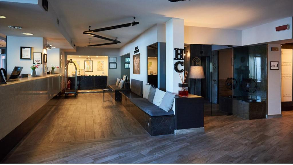 Concorde Arona 4*