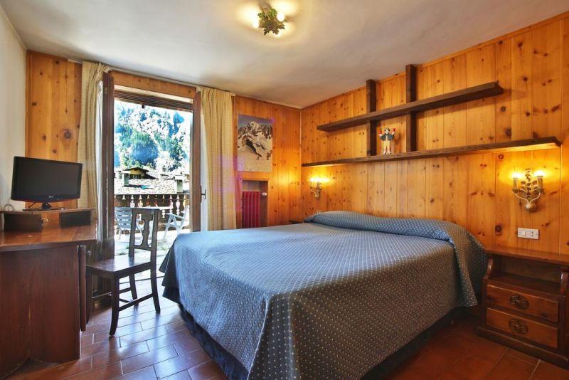 Cristallo Courmayeur 2*