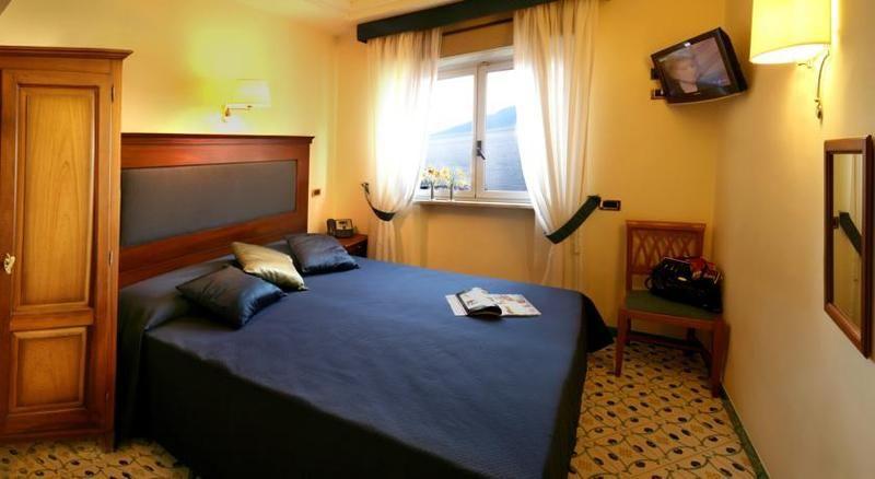 Del Mare Sorrento 3*