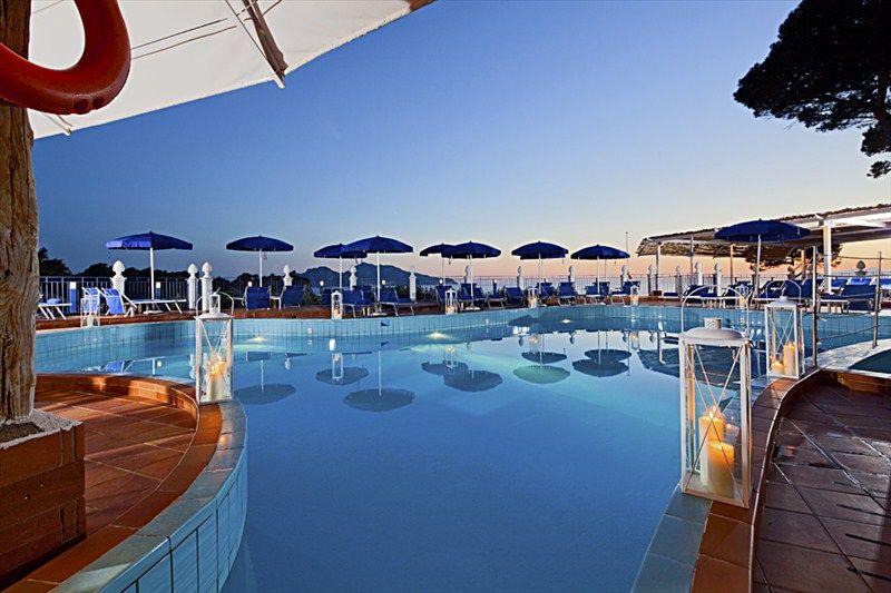 Delfino Sorrento 4*