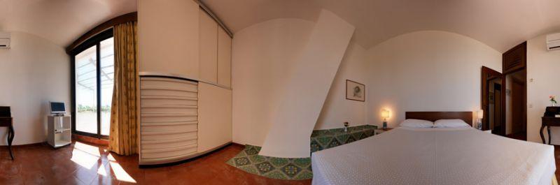 Della Baia 4*