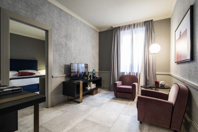 Fifty House Soho 5*