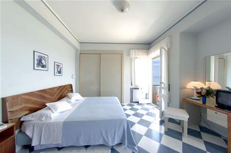 Flora Alassio 3*
