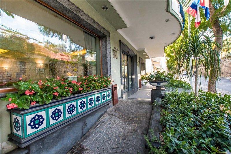Gardenia Sorrento 3*