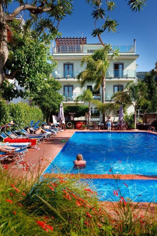 Gardenia Sorrento 3*