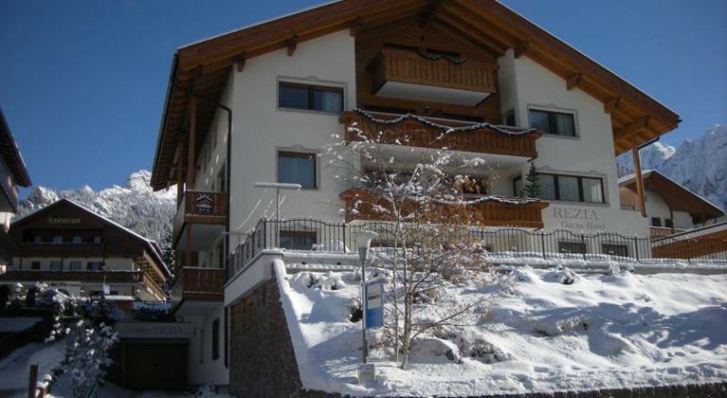 Garni Rezia 3*
