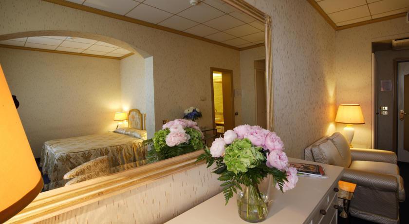 Grand Hotel Croce Di Malta 4*