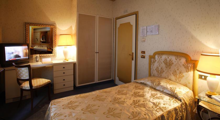 Grand Hotel Croce Di Malta 4*