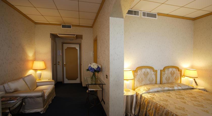 Grand Hotel Croce Di Malta 4*