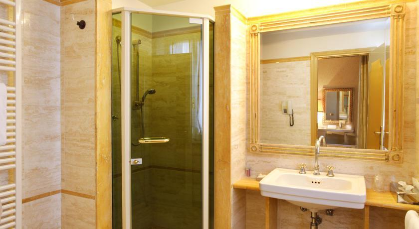 Grand Hotel Croce Di Malta 4*
