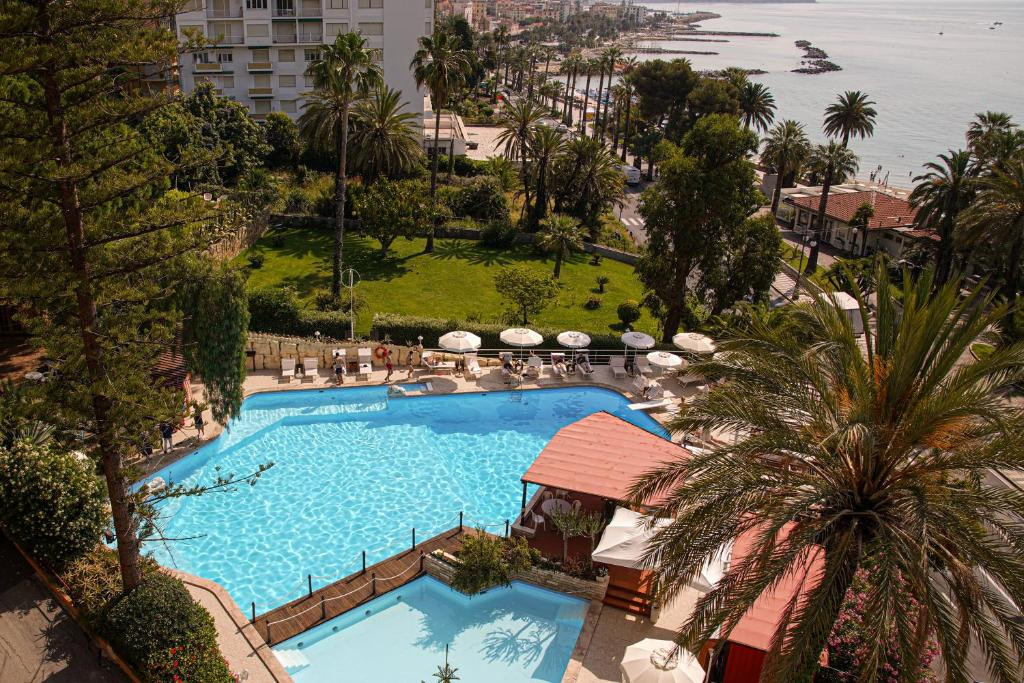 Grand Hotel Londra 4*