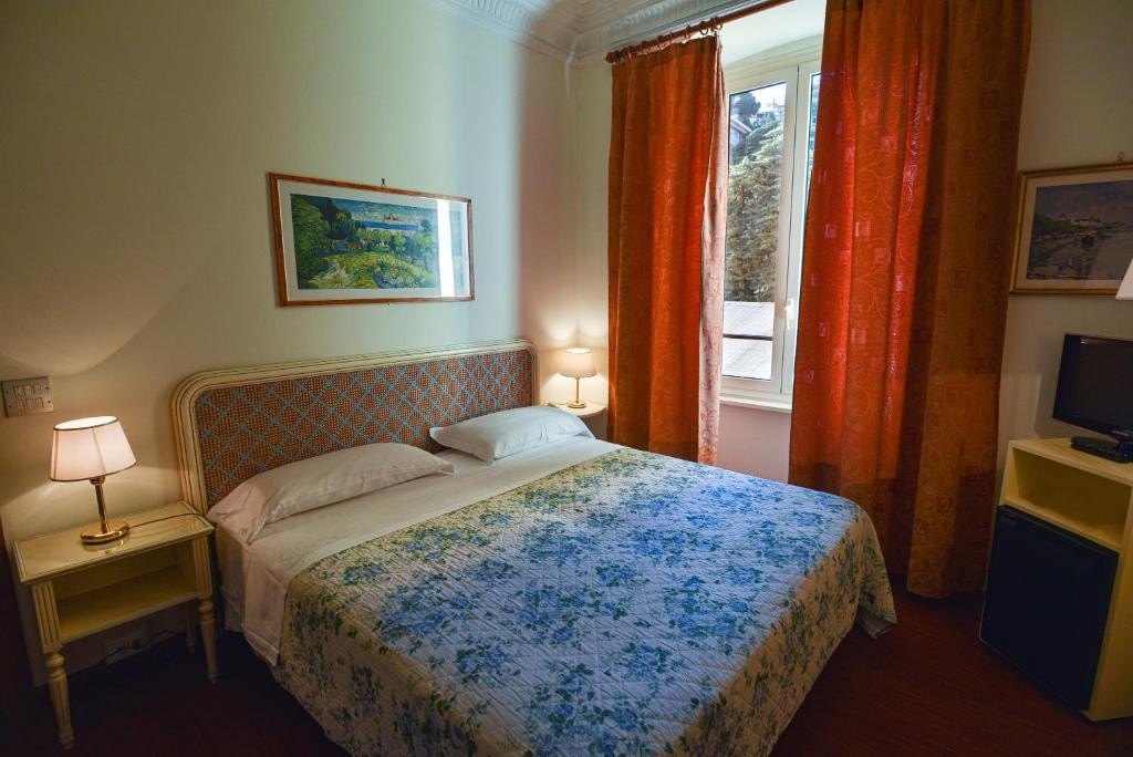 Grand Hotel Londra 4*
