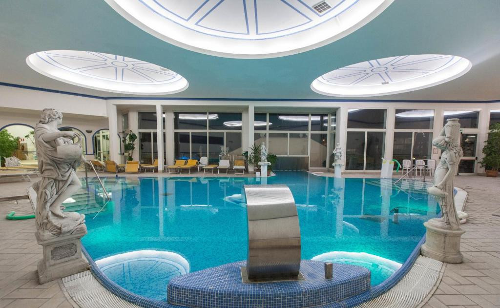 Helvetia Abano Terme 4*