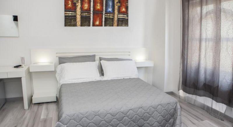 Herculaneum Hotel 3*