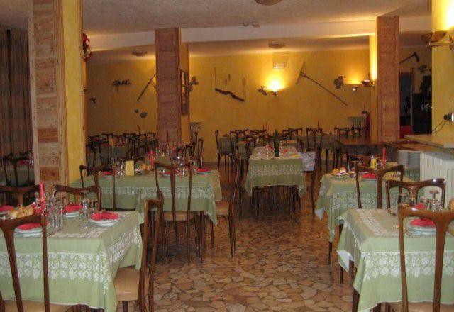 Holiday Debili 3*