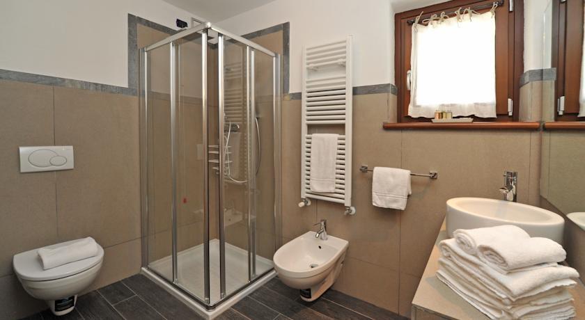 Hosquet Lodge 3*
