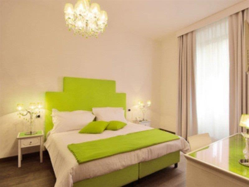 Koru 4*