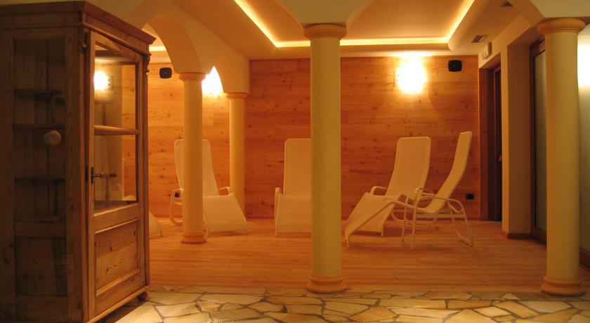 Le Rocher 3*