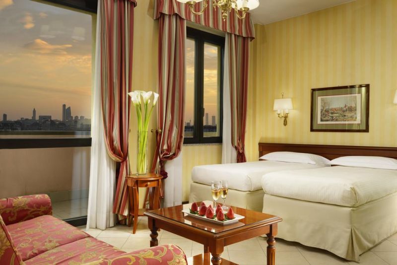 Linea Uno Hotel & Residence Milano 4*