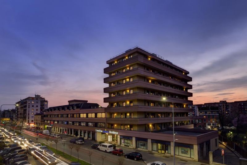 Linea Uno Hotel & Residence Milano 4*