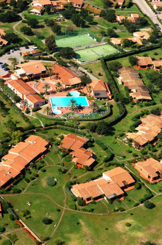 Liscia Eldi Hotel & Residence 3*