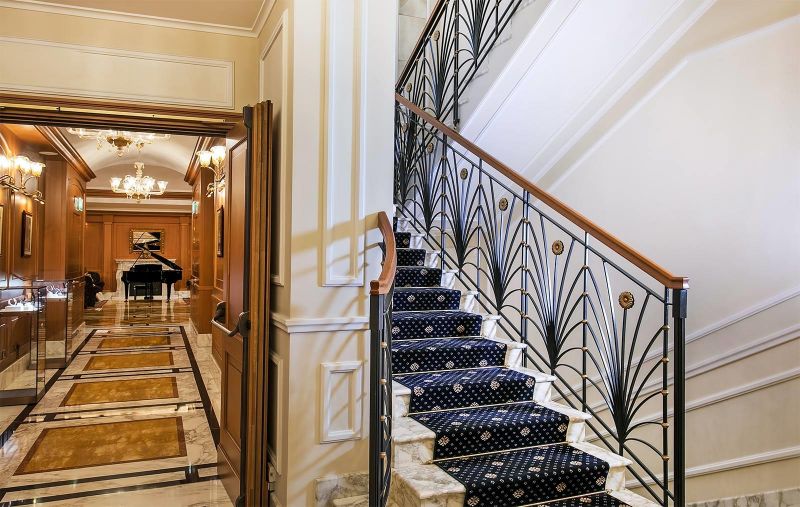 Manzoni 4*