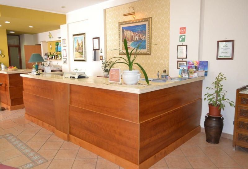 Mediterraneo Cefalu 3*