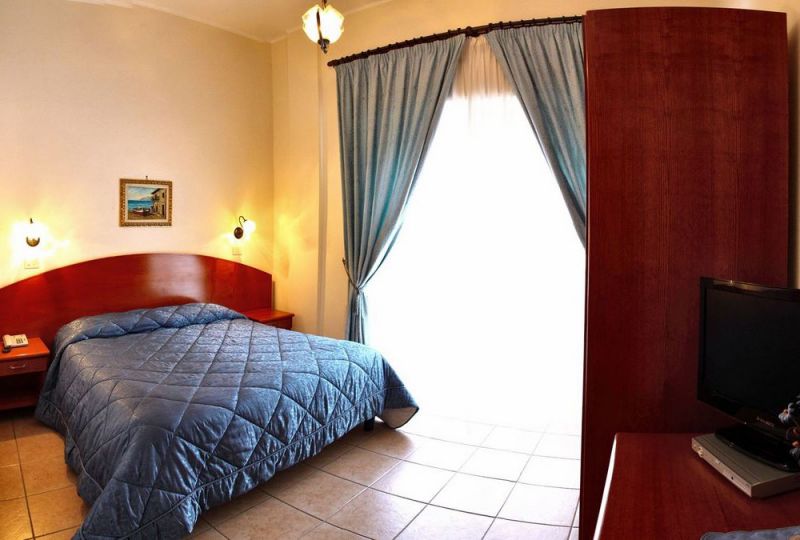 Mediterraneo Cefalu 3*