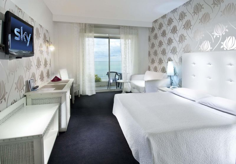 Mediterraneo Riccione 4*