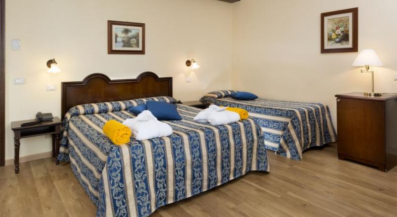 Milano Helvetia Hotel 3*