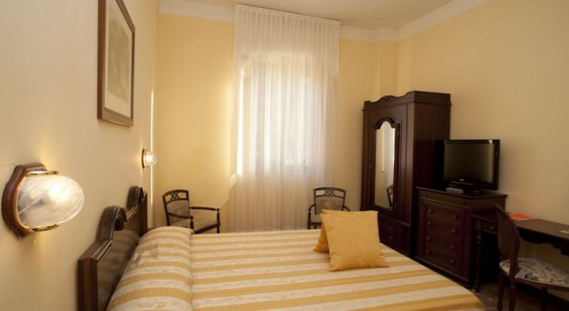 Milano Helvetia Hotel 3*