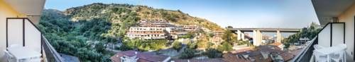 Miosotis Apartments 3*