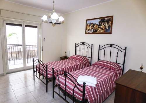 Miosotis Apartments 3*