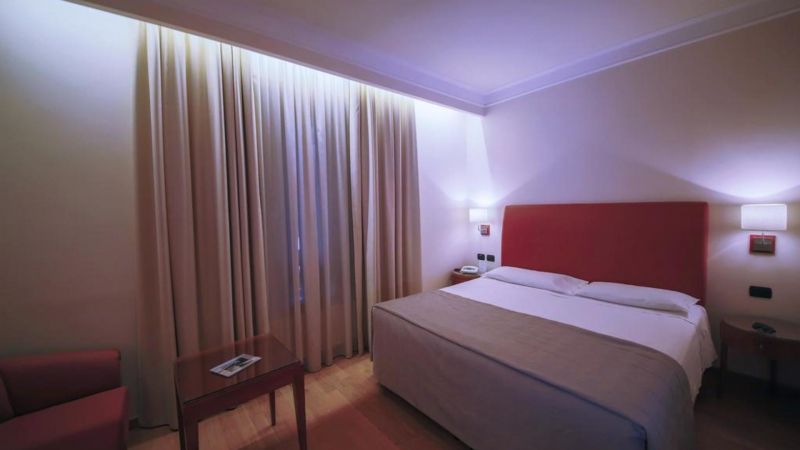 Monica Hotel Fiera 4*