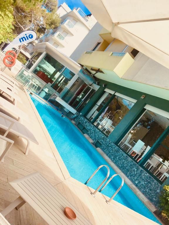Montecarlo Hotel 3*