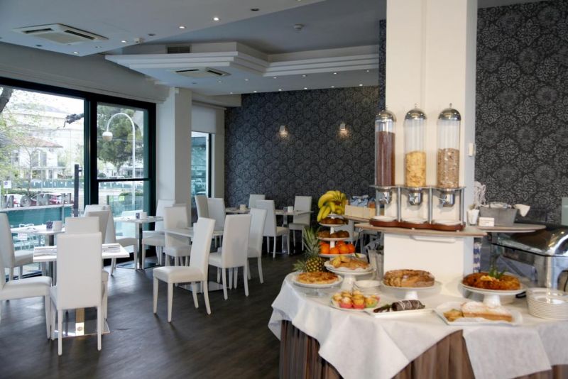 Montecarlo Hotel 3*
